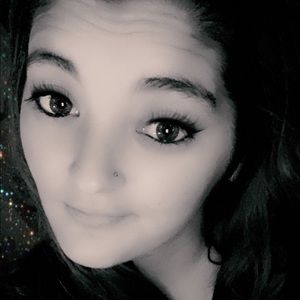 Meet your Posher, Thea